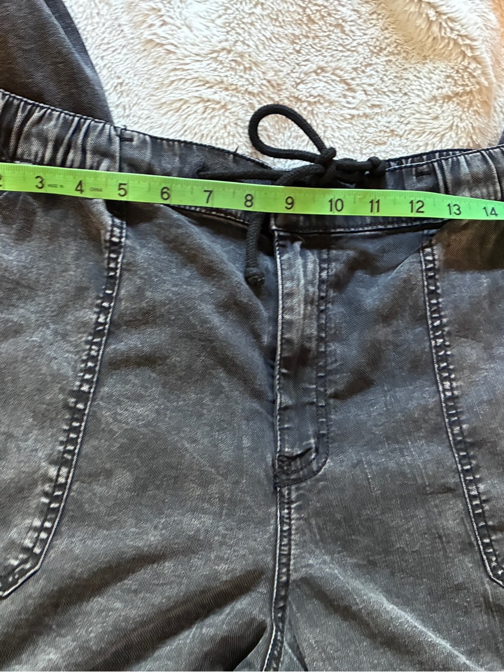 WOMANS SO STRETCH JOGGERS HIGH RISE SIZE LARGE-BLK - Picture 5 of 6